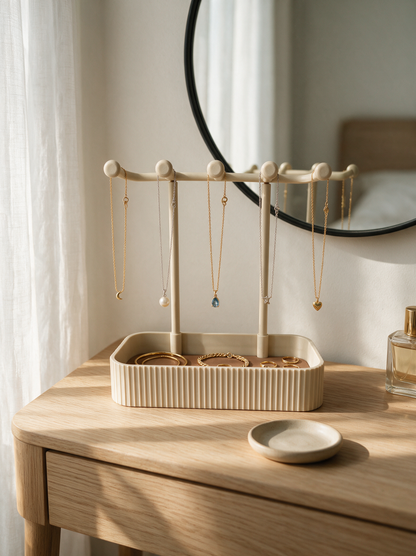Grove jewelry tray by EL Faro, detail of the ridged tray base